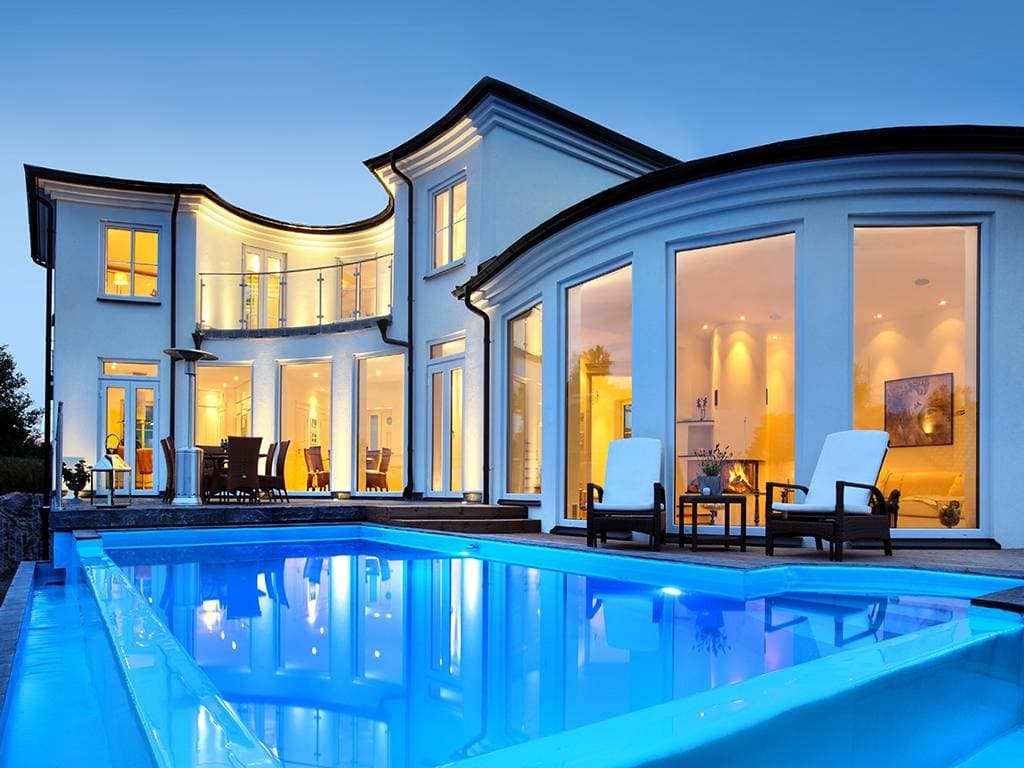 Villa Saturnus – ROSS